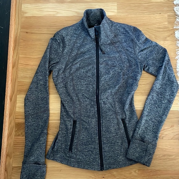 lululemon athletica Jackets & Blazers - Lulu Lemon Define Jacket, size 4, grey.